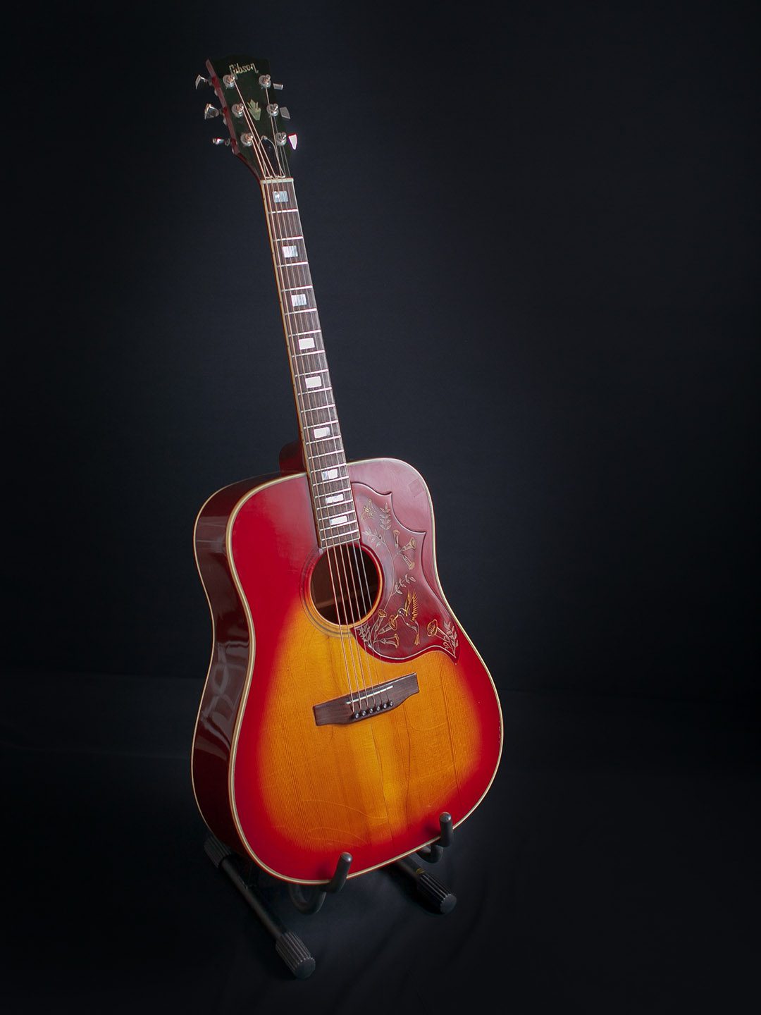 1976 Gibson Hummingbird (Red Burst)