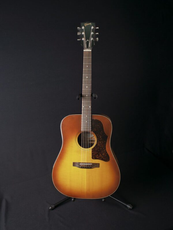 1974 Gibson J-45 Deluxe | The Local Pickup
