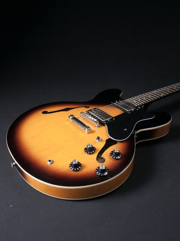 【11457】Epiphone DOT VS サンバースト ES-335 タイプ 2011 Epiphone Dot ES-335 VS Vintage Sunburst Finish W/HSC