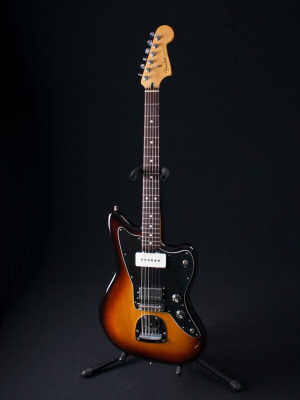 2010-Fender-Blacktop-Jazzmaster-HS-01