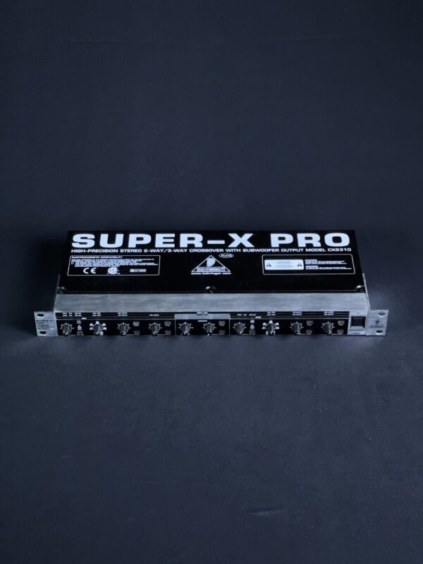 Behringer-Super-X-Pro-Model-CX2310-Stereo-Crossover-01