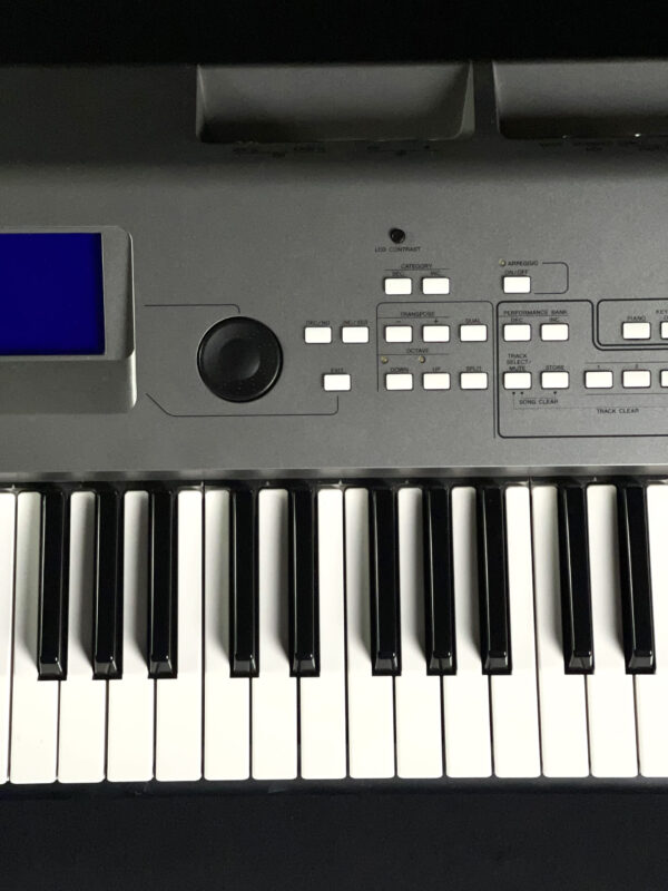 Yamaha MM6 Synthesizer | The Local Pickup