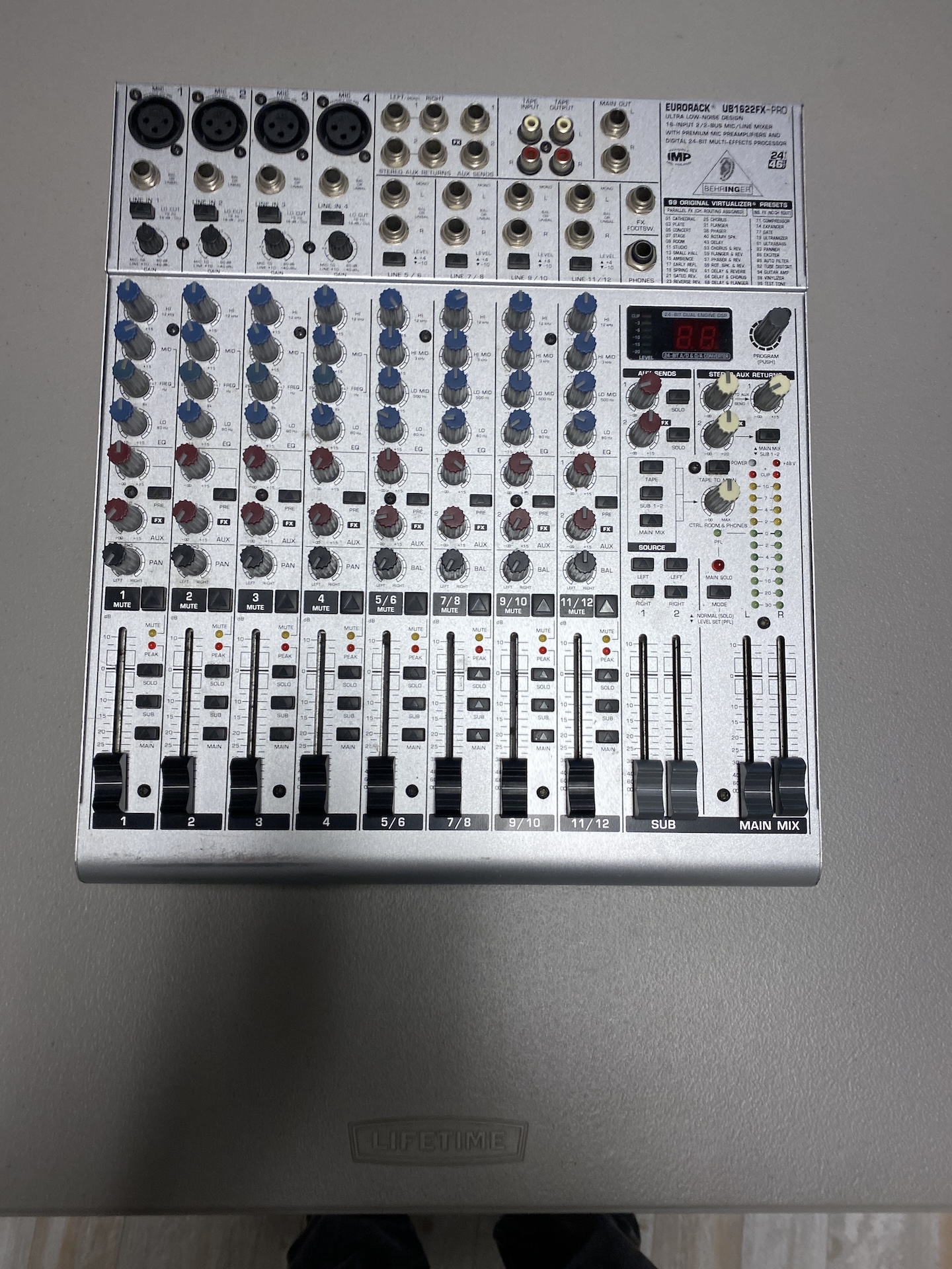 Behringer Eurorack UB1622FX-Pro | The Local Pickup