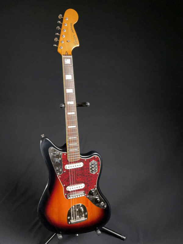 Squier Jaguar Burst Electric Guitar w Hard Case - 7101271250712010 - 01