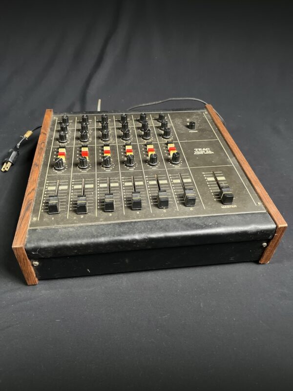 TEAC Model 2A Analogue Mixer - 8301281250329010 - 1