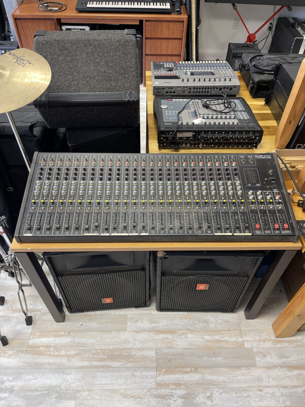 EV BK-2432 Stereo Mixer