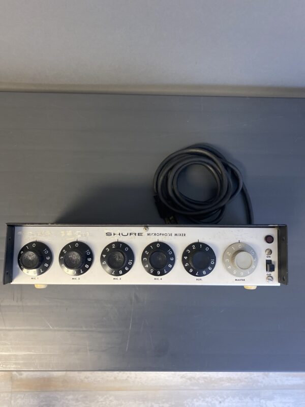 Shure Mic Mixer 7101140250320022 1