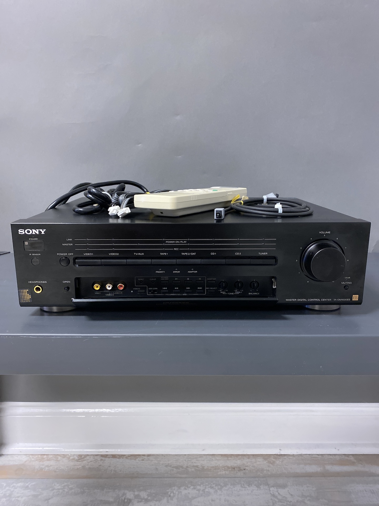Sony TA-DM1000ES digital master control center preamplifier