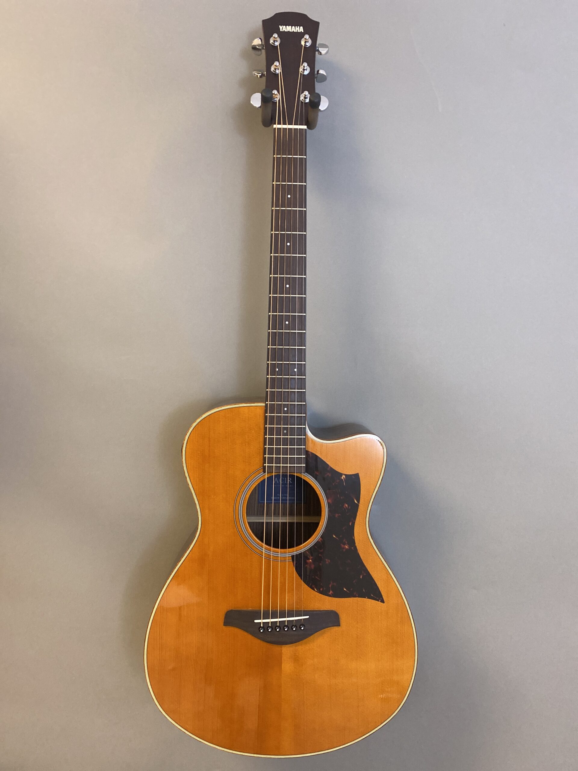 Yamaha ACR1 Acoustic-Electric Guitar