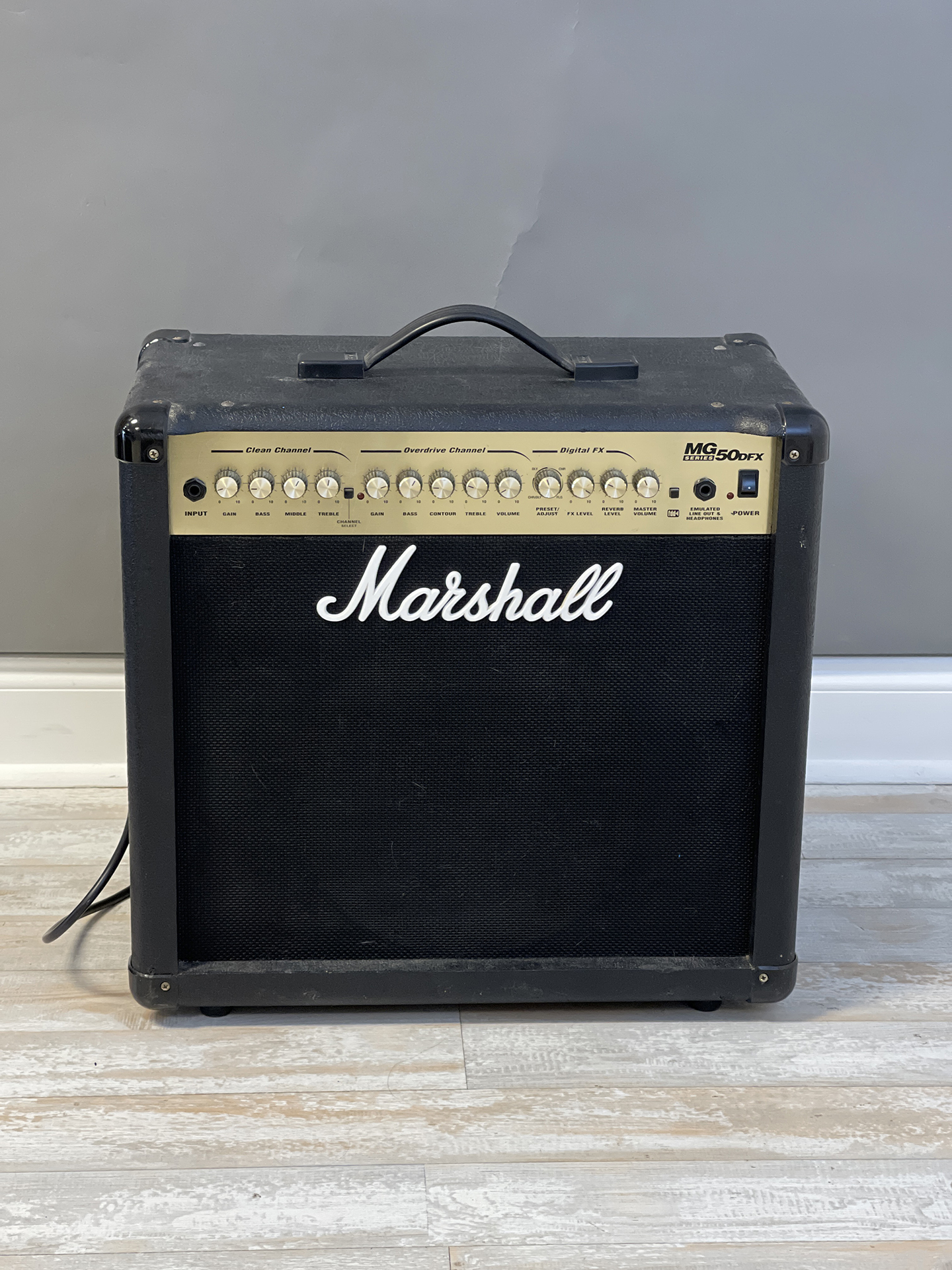 2006 Marshall MG50DFX 2-Channel 50-Watt 1x12" Guitar Combo Amp