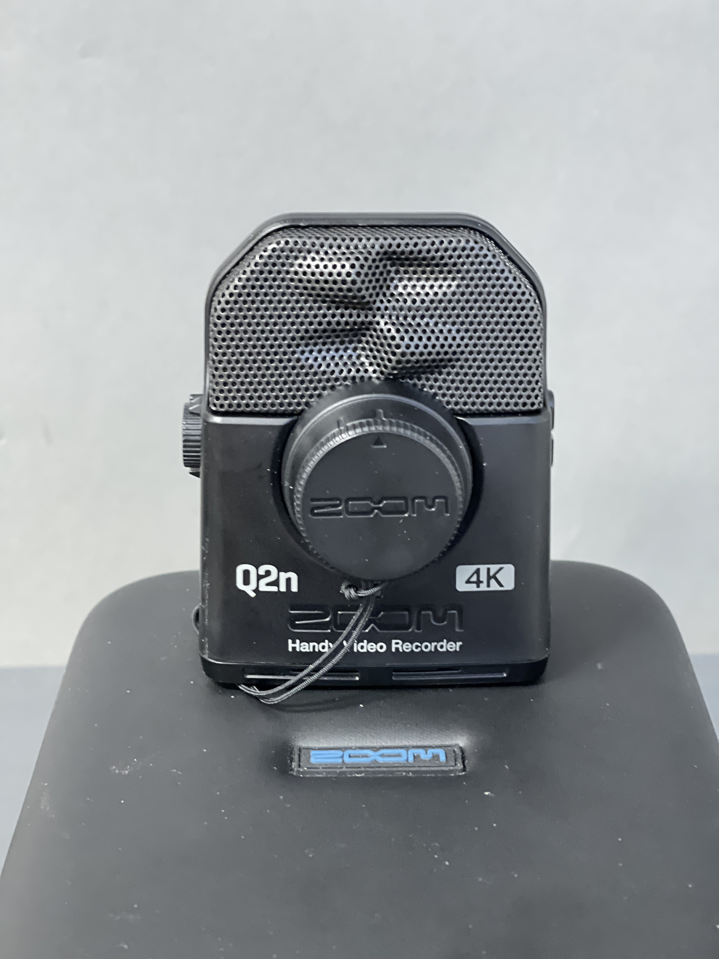 Zoom Q2n-4K Handy Video Recorder with XY Microphone