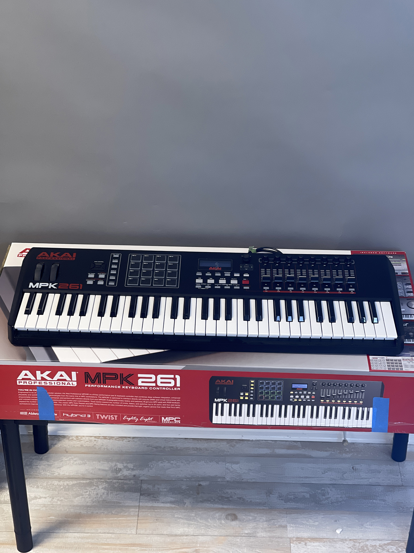 Akai MPK261 MIDI Keyboard | The Local Pickup