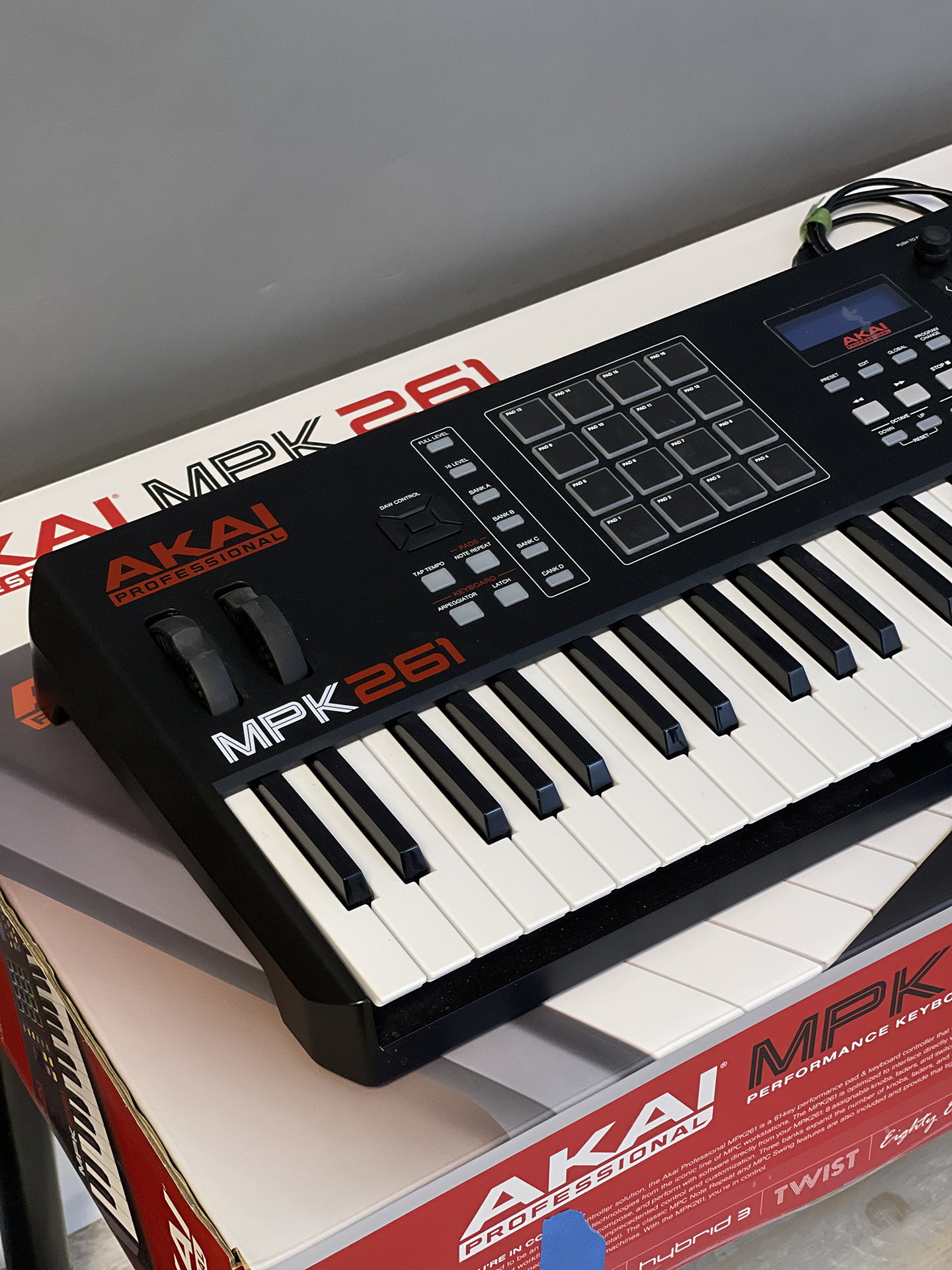 Akai MPK261 MIDI Keyboard | The Local Pickup