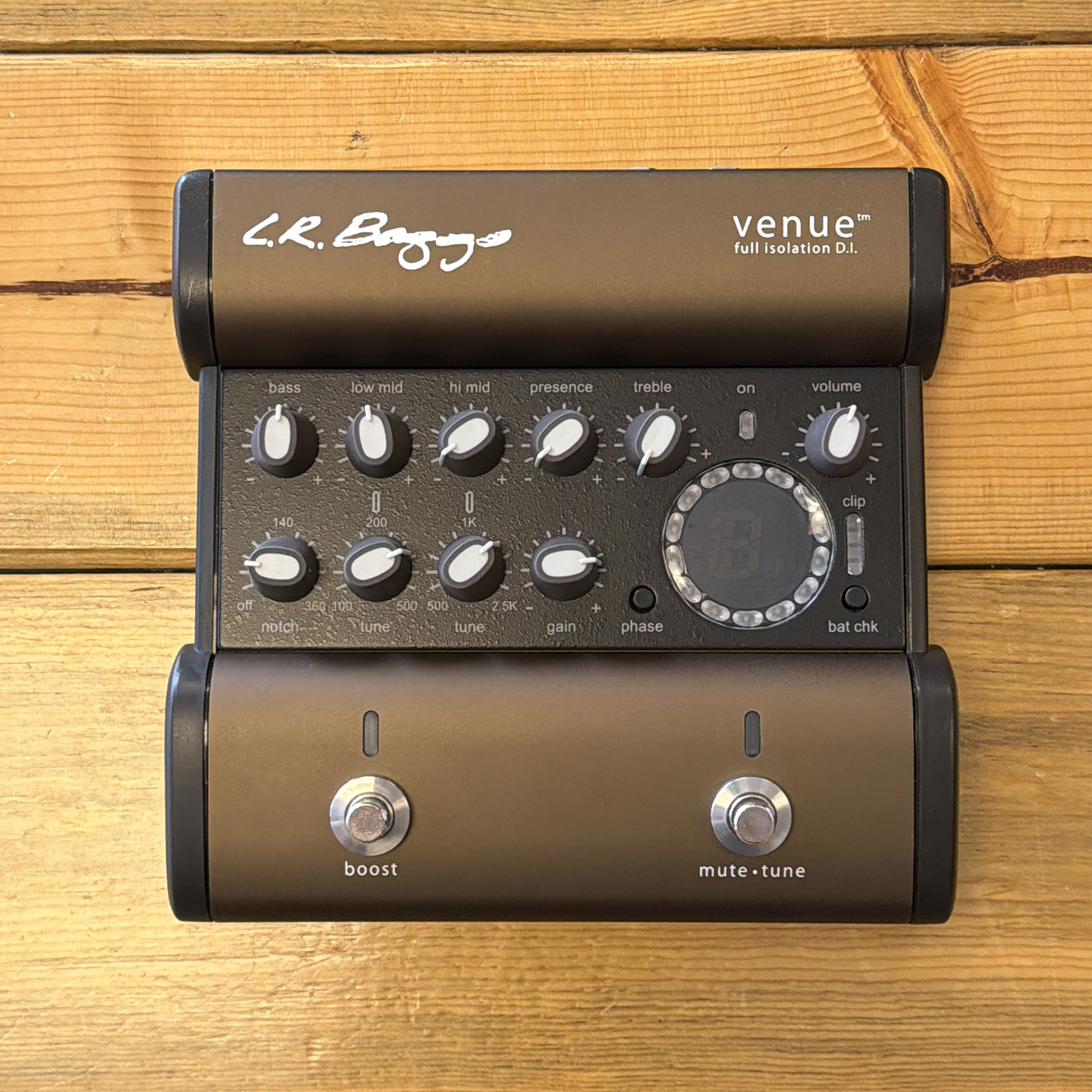 L.R. Baggs Venue Full Isolation D.I. Pedal | The Local Pickup