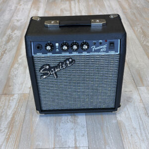 Squier Sonic Series Stratocaster Pack - 2-color Sunburst - Image 4