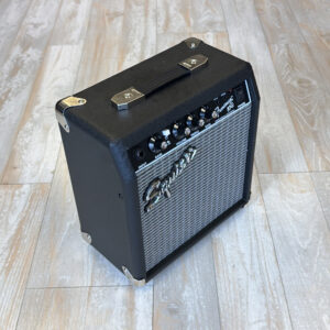 Squier Sonic Series Stratocaster Pack - 2-color Sunburst - Image 7