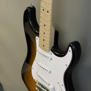 Squier Sonic Series Stratocaster Pack - 2-color Sunburst - Image 14
