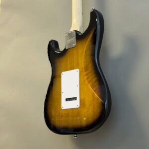Squier Sonic Series Stratocaster Pack - 2-color Sunburst - Image 18