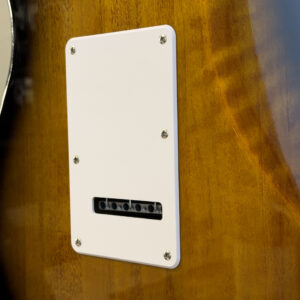 Squier Sonic Series Stratocaster Pack - 2-color Sunburst - Image 19