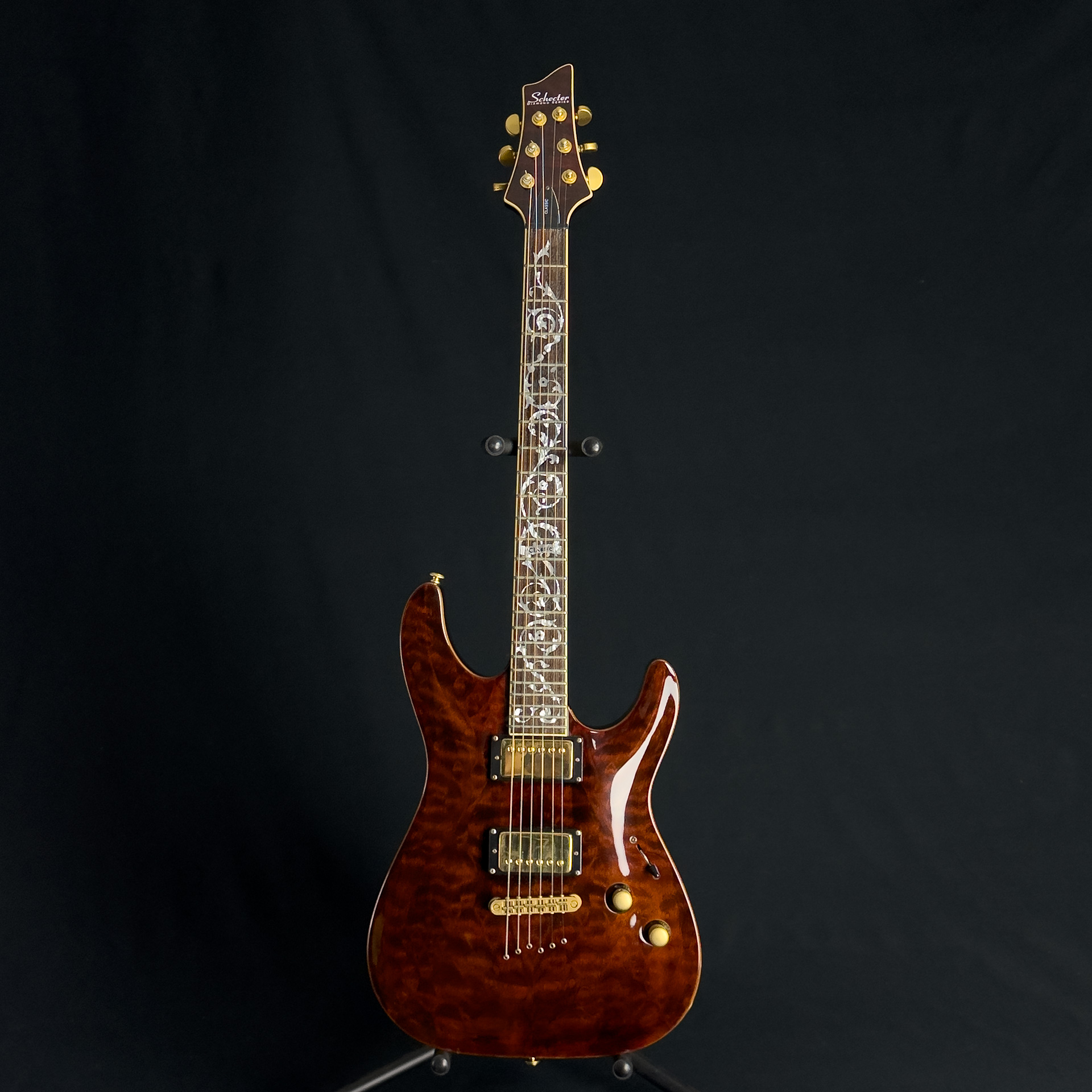 SCHECTER C-1 Classic Amber Gold スルーネック 2003 Schecter Diamond Series C-1 Classic Electric Guitar with Hard
