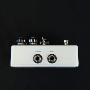 Pigtronix Resotron Tracking Filter Guitar Pedal - Image 7