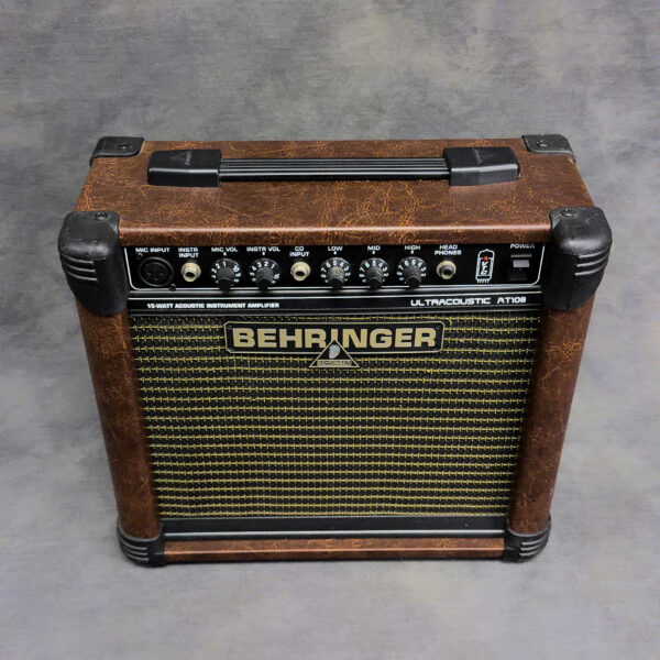 2009 Behringer Ultracoustic AT108 Guitar Amp Combo