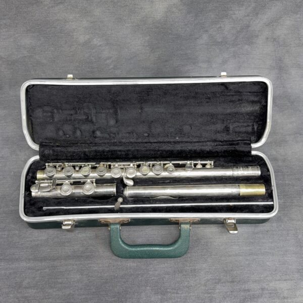 1960s Bundy by Selmer Closed-Hole C Concert Flute with Hard Case