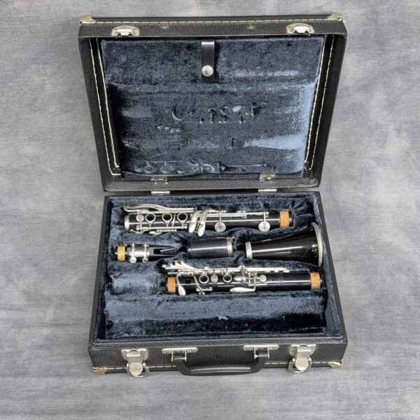 1980s-1990s Bundy 577 Resonite B♭ Clarinet with Hard Case
