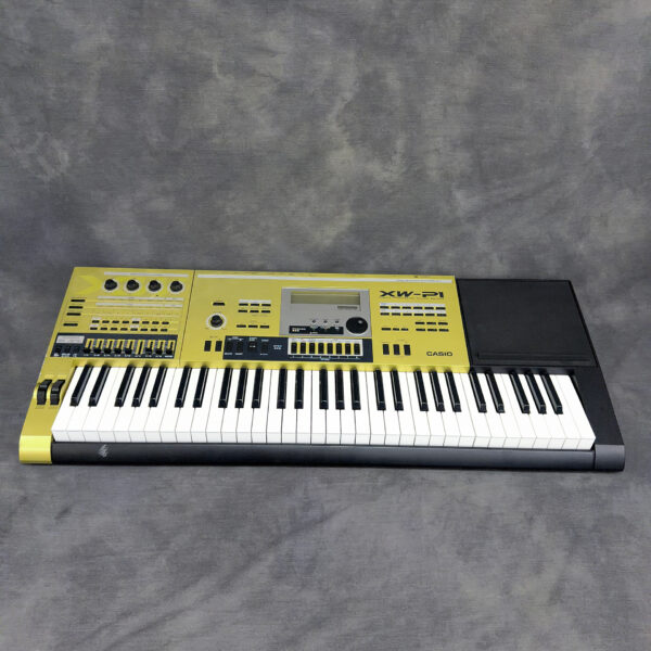 Casio XW-P1GD Hybrid Processing Sound Source Digital Keyboard