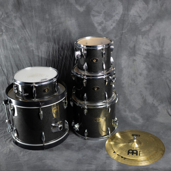 TAMA Imperialstar 5-Piece Complete Drum Set with Meinl HCS Cymbals and 20" Bass Drum - Black Galaxy Sparkle