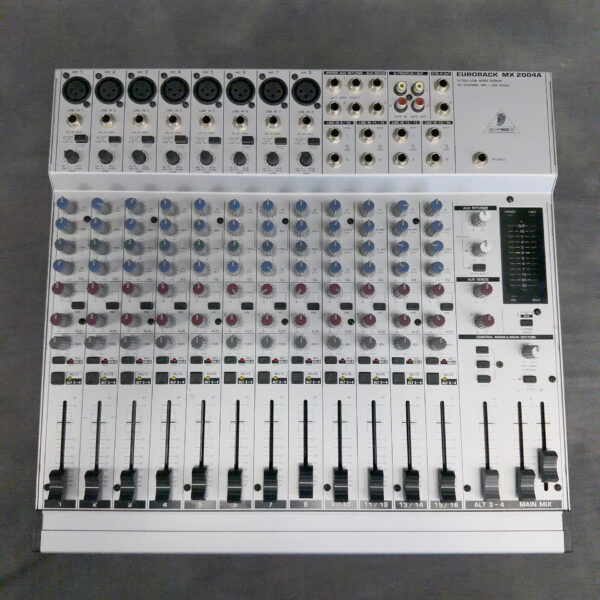 Behringer Eurorack MX2004A 20-Channel Mixer